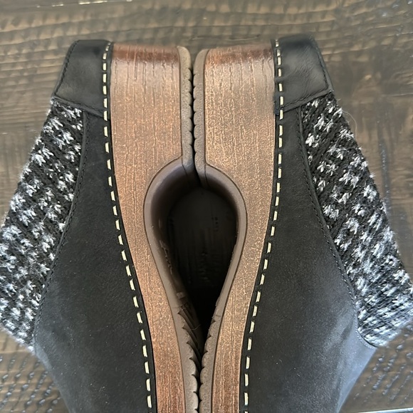 Dansko Size 7.5-8/38 Bev Black Nubuck Leather Clogs Mule Nursing Shoes Medical - Picture 6 of 16